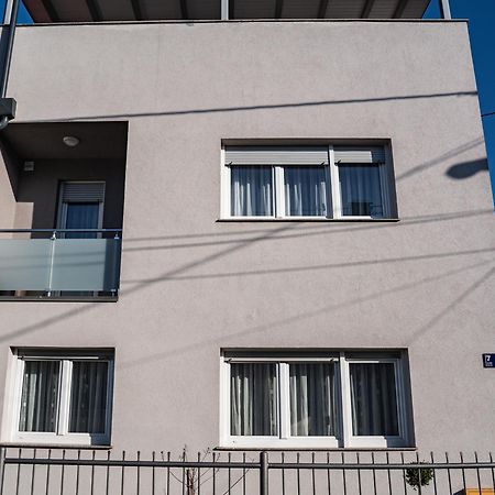 Apartman Hendrix Загреб Екстер'єр фото