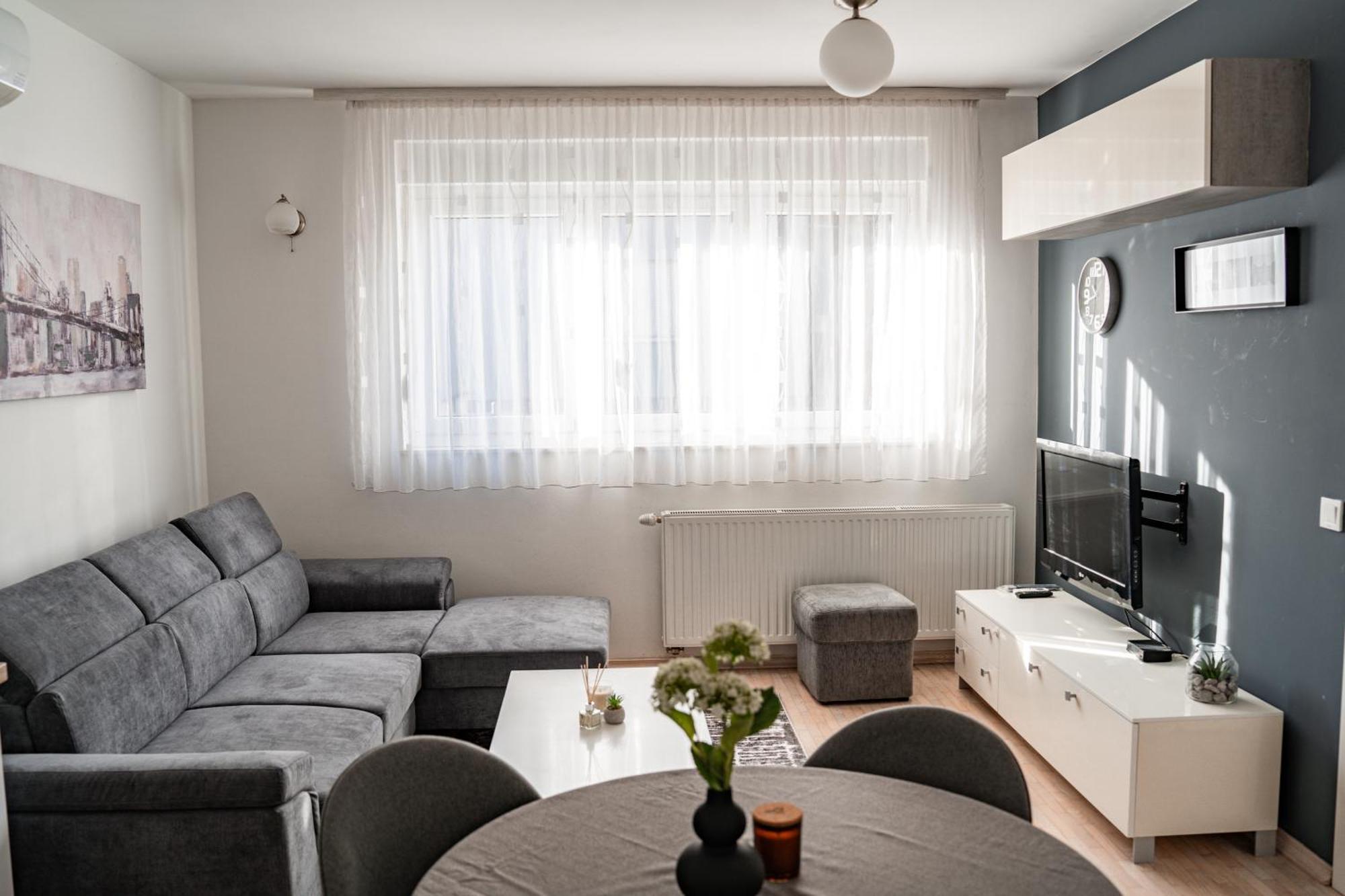 Apartman Hendrix Загреб Екстер'єр фото